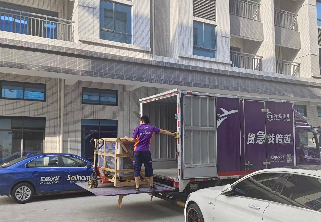 桌上型紫外老化好色先生TV污视频出貨.png